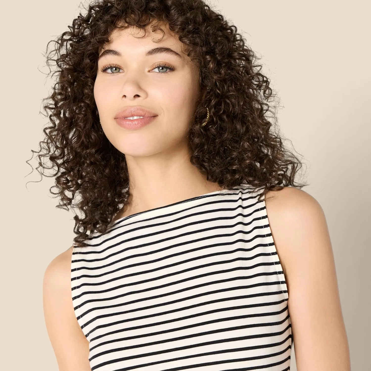 Amazon Essentials Women's Slim-Fit Rib Knit Boatneck Layering Tank