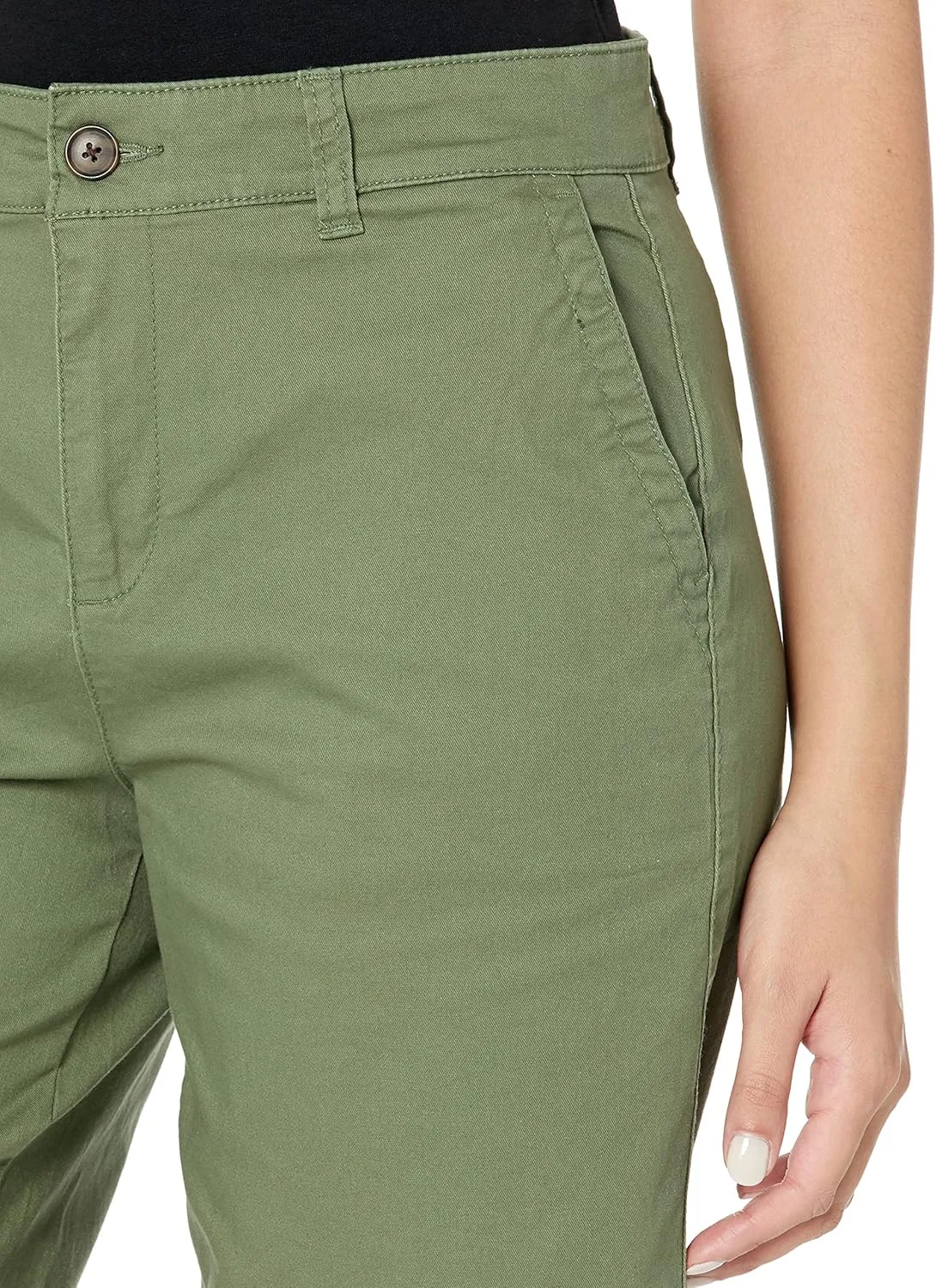 GAP Women's Bermuda Short