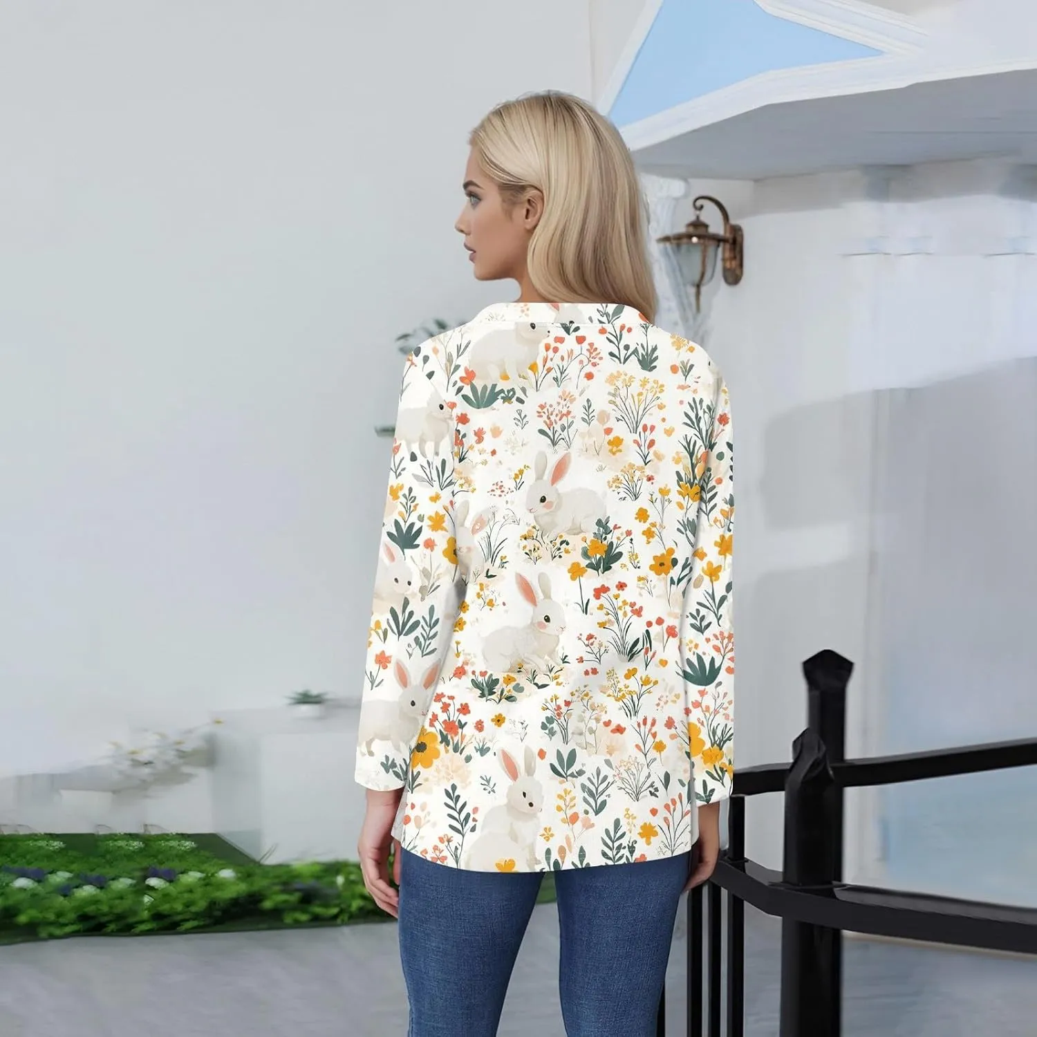Women's Tops Long Sleeve Spring Shirts 2025 Trendy Loose Fit Crew Neck Floral Print Dressy Blouses